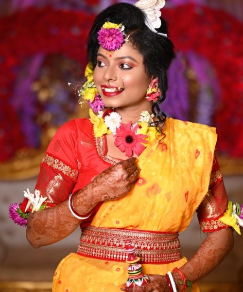 Riya Ghosh Makeup Artist, Best Makeup Artist in Kolkata Haldi Ceremony 5