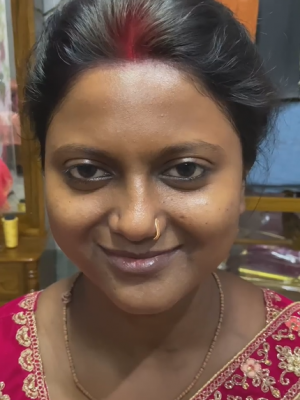 Riya Ghosh Makeup Artist, Best Makeup Artist in Kolkata real bride 11